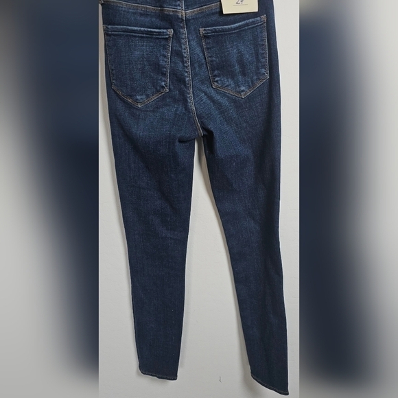 L'AGENCE  Margo High Rise Skinny Vintage Blue Dark Wash Jeans Sz 24 $275 Retail - Picture 3 of 11